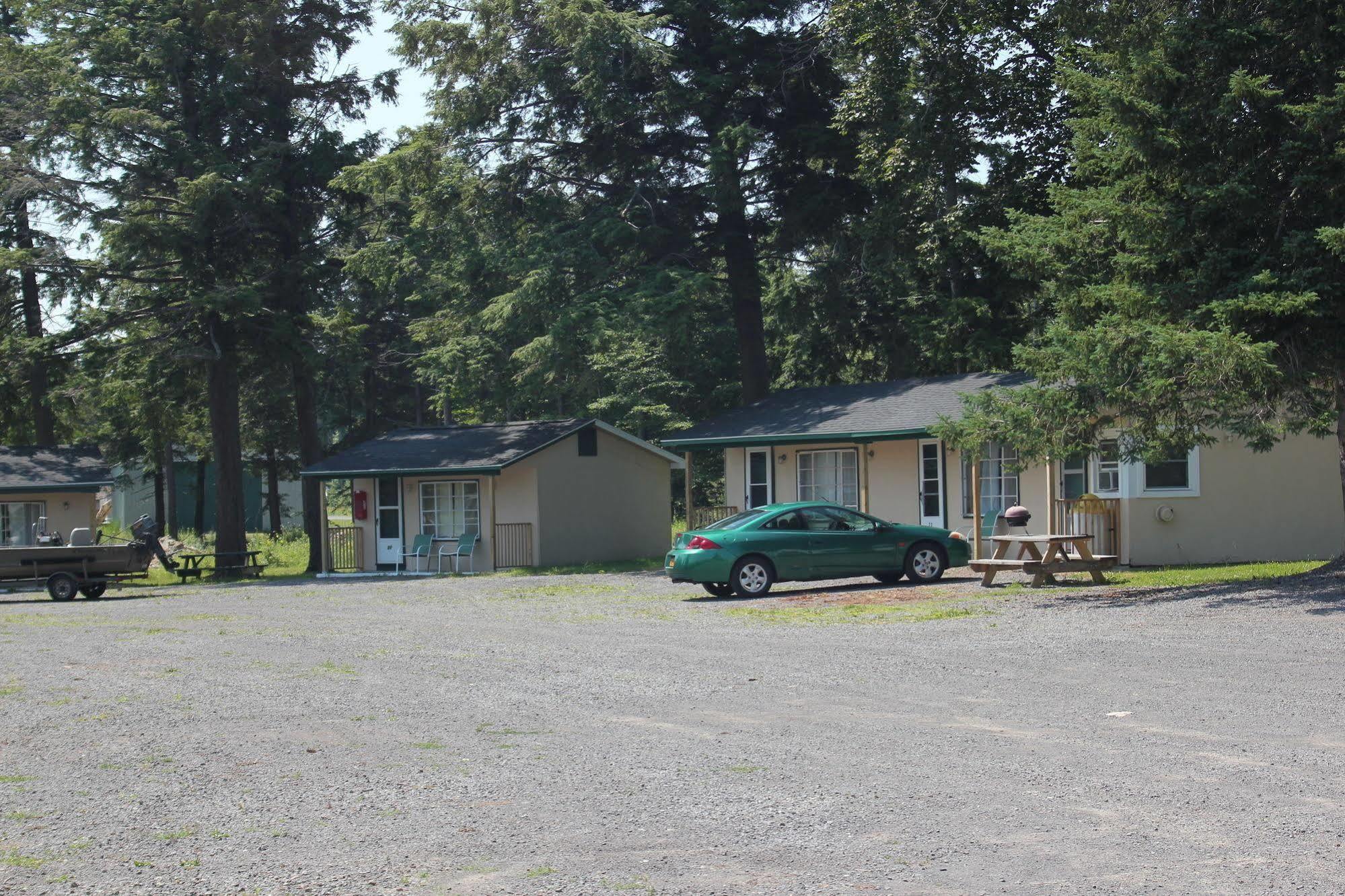 Evergreen Motel ออสวีโก ภายนอก รูปภาพ